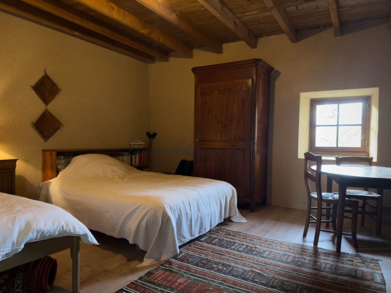 0420ff7a2ec52fd01d1f19845c8a2e50