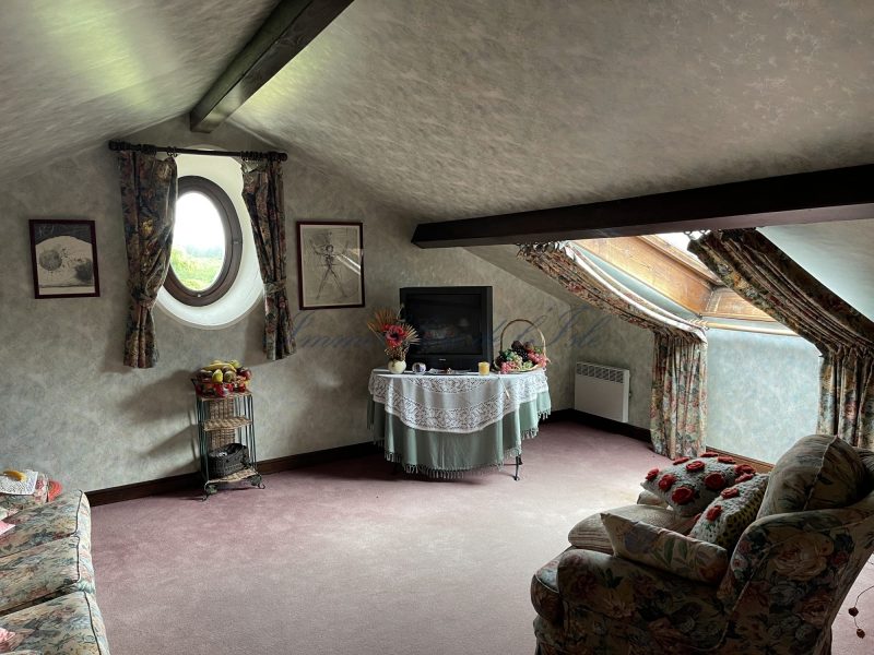 0451b69975957cb643f005591d07a8c1