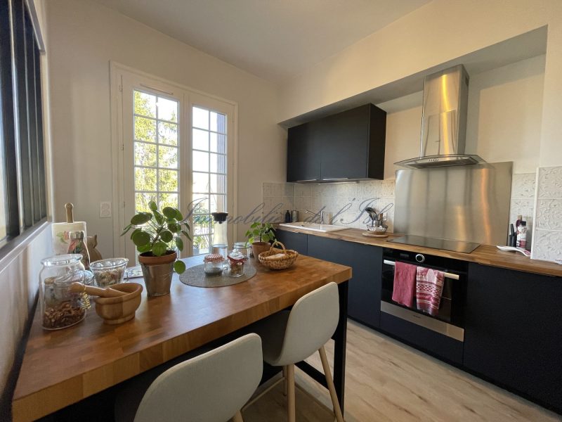 122b8314a939a4e28b6dce6cf16c9969