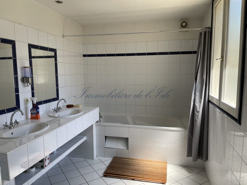 1f628161f82453e8bffd1e664ddf6bce