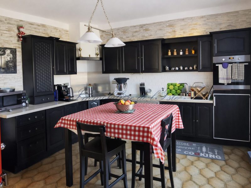 2e3317a35b177bcbbbaef0fdf64bf440