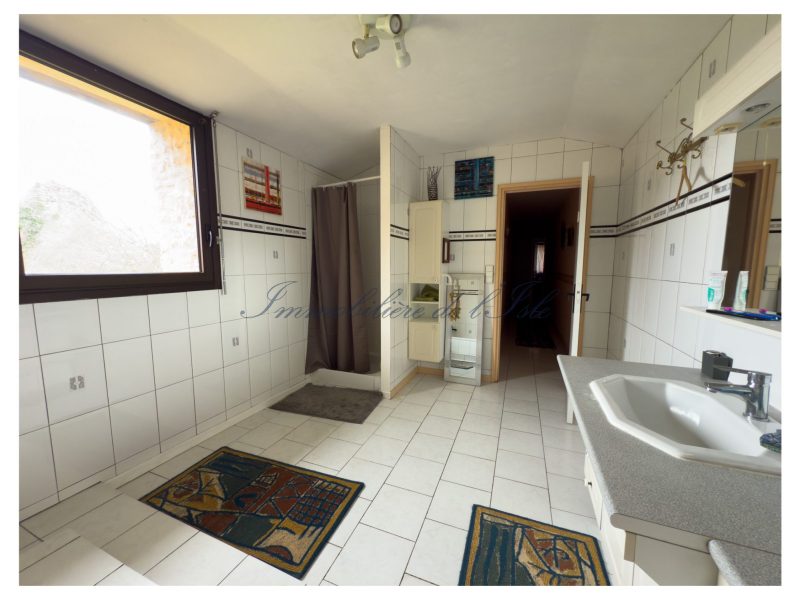 3005755a9fdec0d690ed45ada66001dc