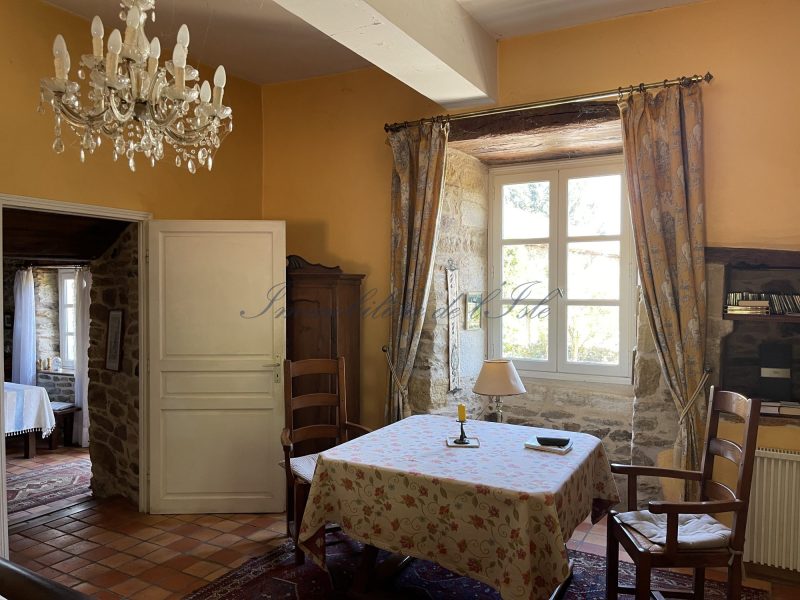 371f1af0ba45c14eb95d65e71967563b