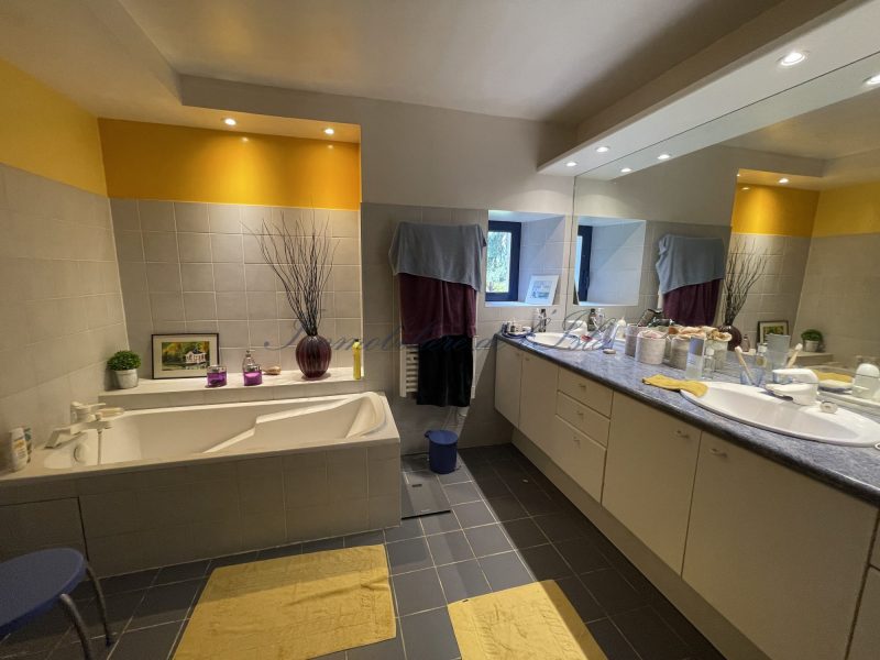 440e67dedc420d3f5cb5077394d7a6d2