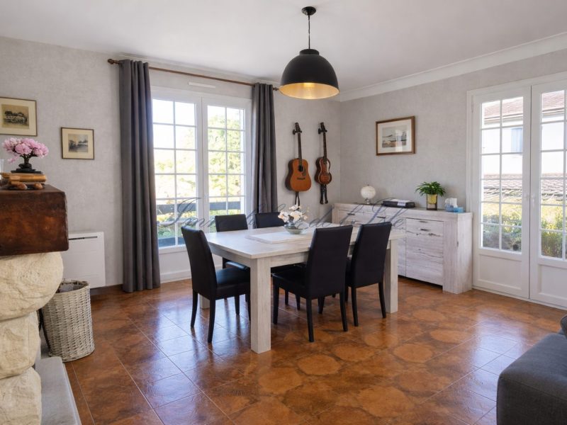 4f3954db49bf137f84fc06ecd05fb42f