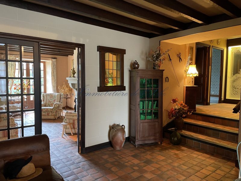 5113ce319bad49e5aca24519d3f01690