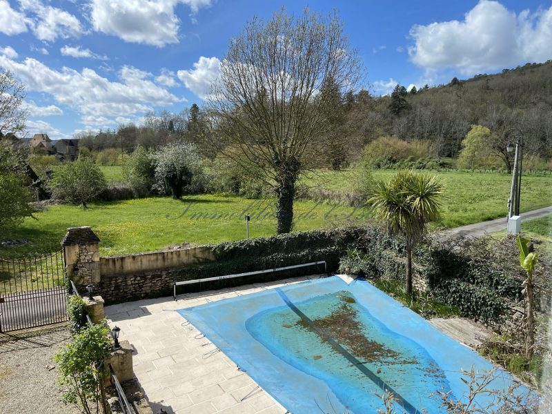 5c6807923cea497425afa697417ac32b