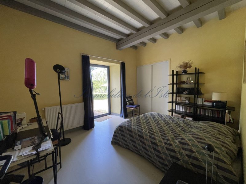 60a99c1580df4379d6da085648612c17