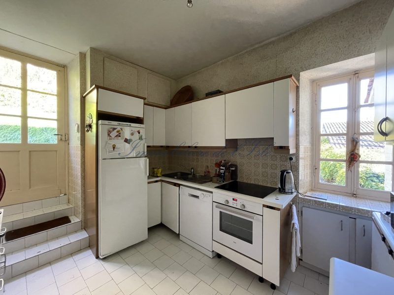 6b9e819a3daf0e2788406daabe29481a