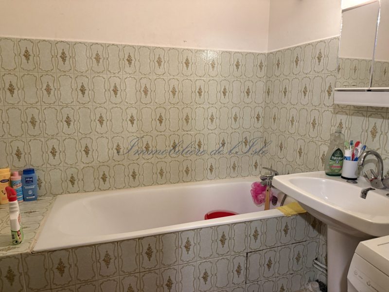 7777bb4631b764c5dc8f3a4e7658ff09