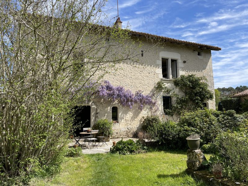 7ceeed7aaab1f66a33c149c36fa23227