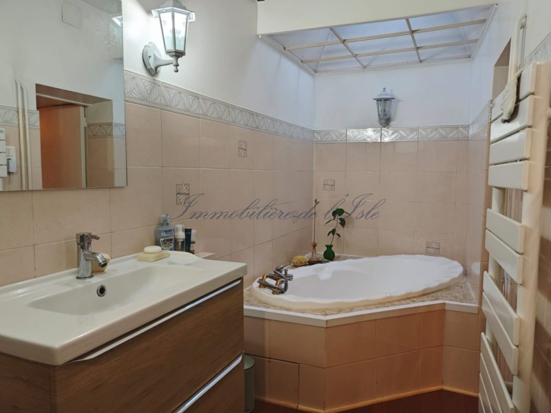 951cb0cd75c3a53a92680319e040e22a