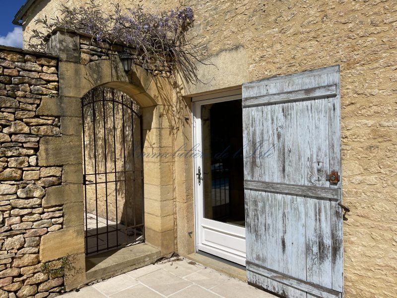 96d7deb05608c56c06726ed054713ac2