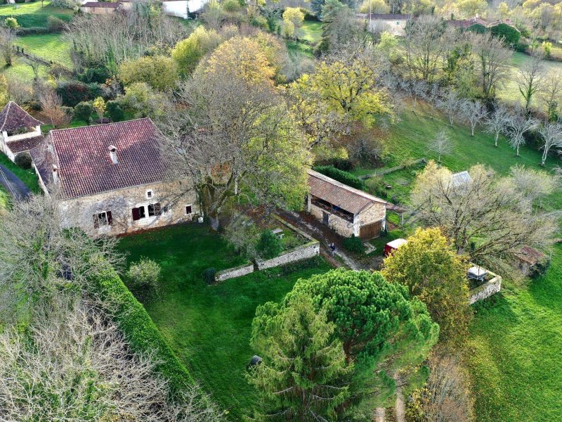 a8c8255aa54e5b6cebe2884658034e93