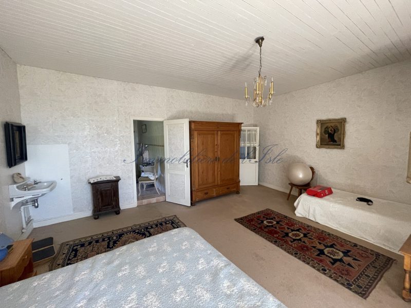 a9d4bb5512d06d8a81e73cb048943772