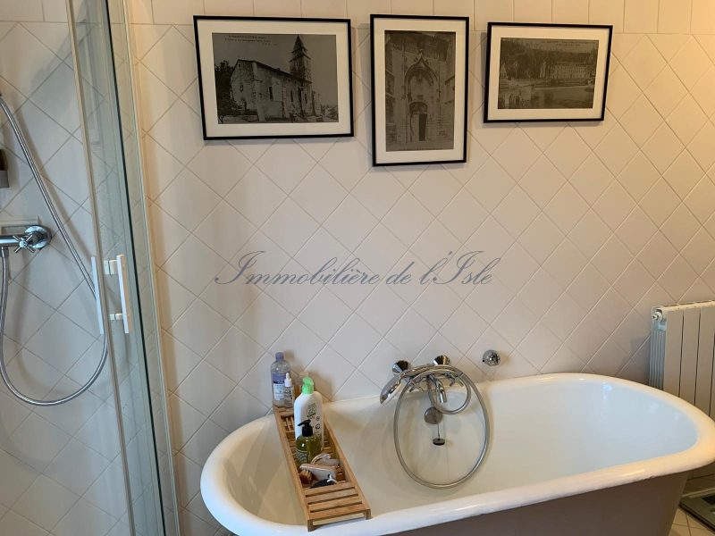 dc82b53525f6bd041b4e5b25157c2392