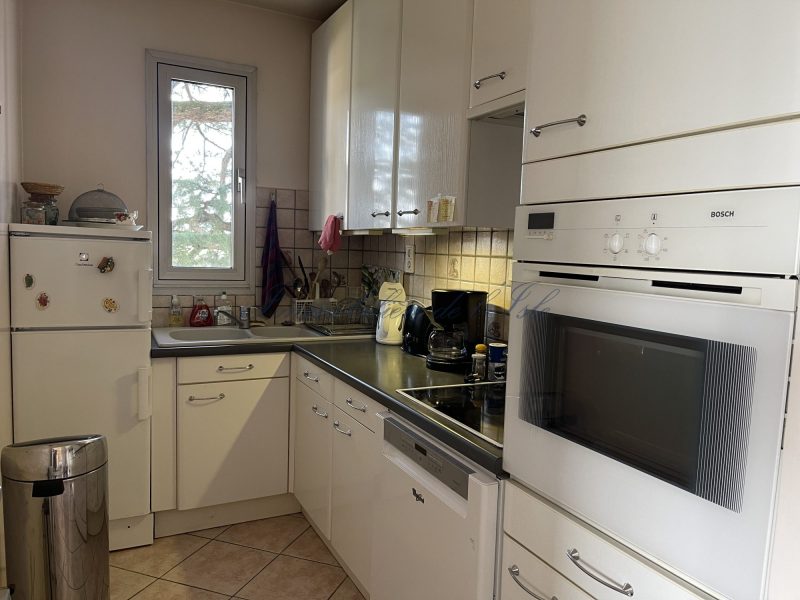 eefd945db01086a700bcc896af1f8316