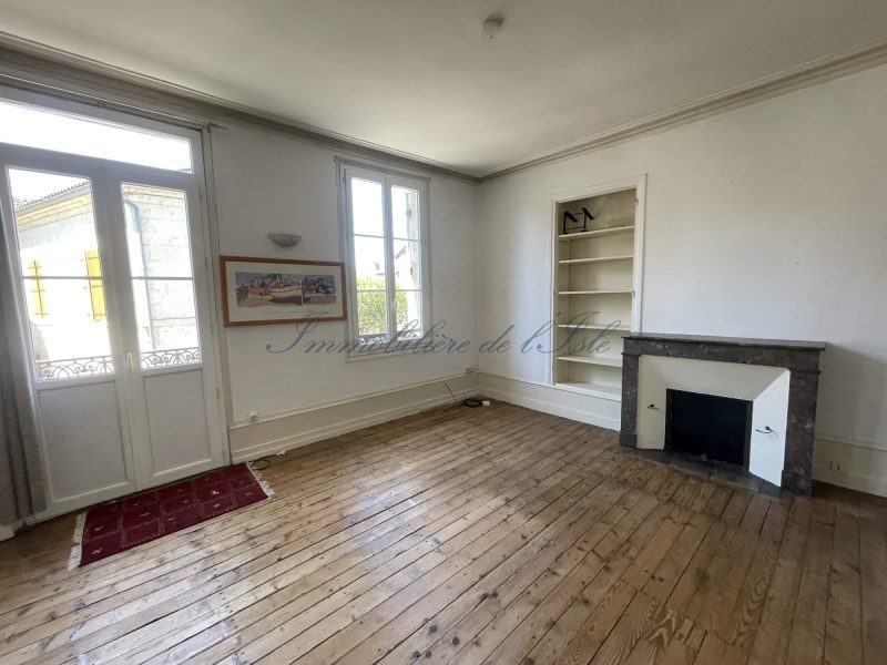 fdd09d2f6aeb47850d5cc0e494c7e88a