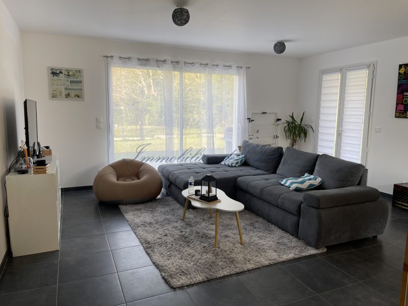 photo_10490f25e6ba34cda5fc229063d289a3