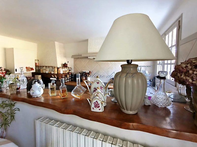 photo_67fc6a0b85a9cf6027c02299ec151a75