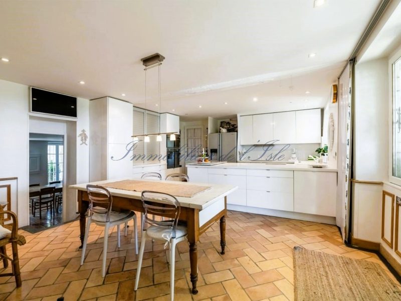 photo_89b105dbfc8361ee6f06c4635014b77c