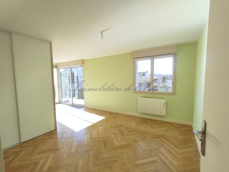 photo_8a38b48d8f8f38c40f5905aaa96ae762