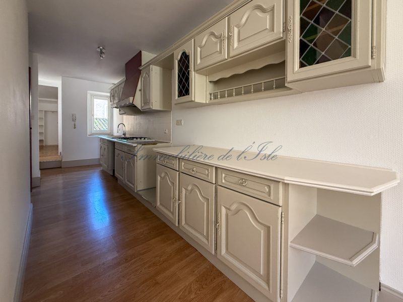 photo_d418dc69bab15654b1f28807101c066b