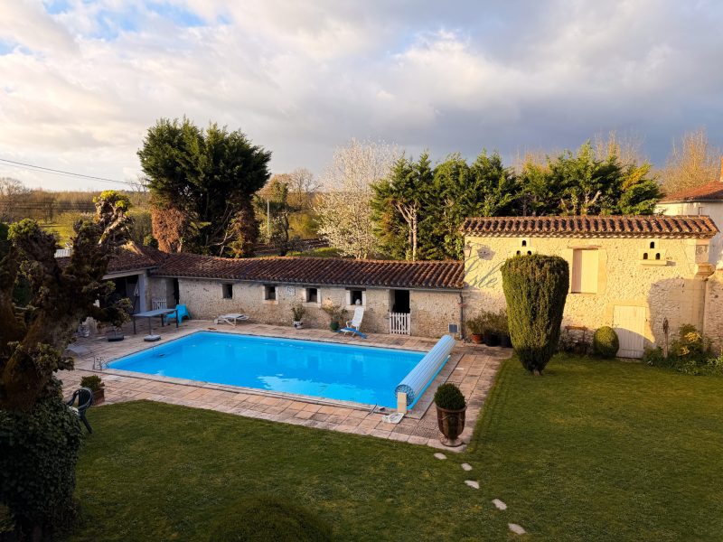 photo_e9e6f601421c074196922a6a8e42c198