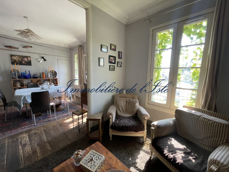 photo_f0301f913998357e66ed2bd98eee49c7